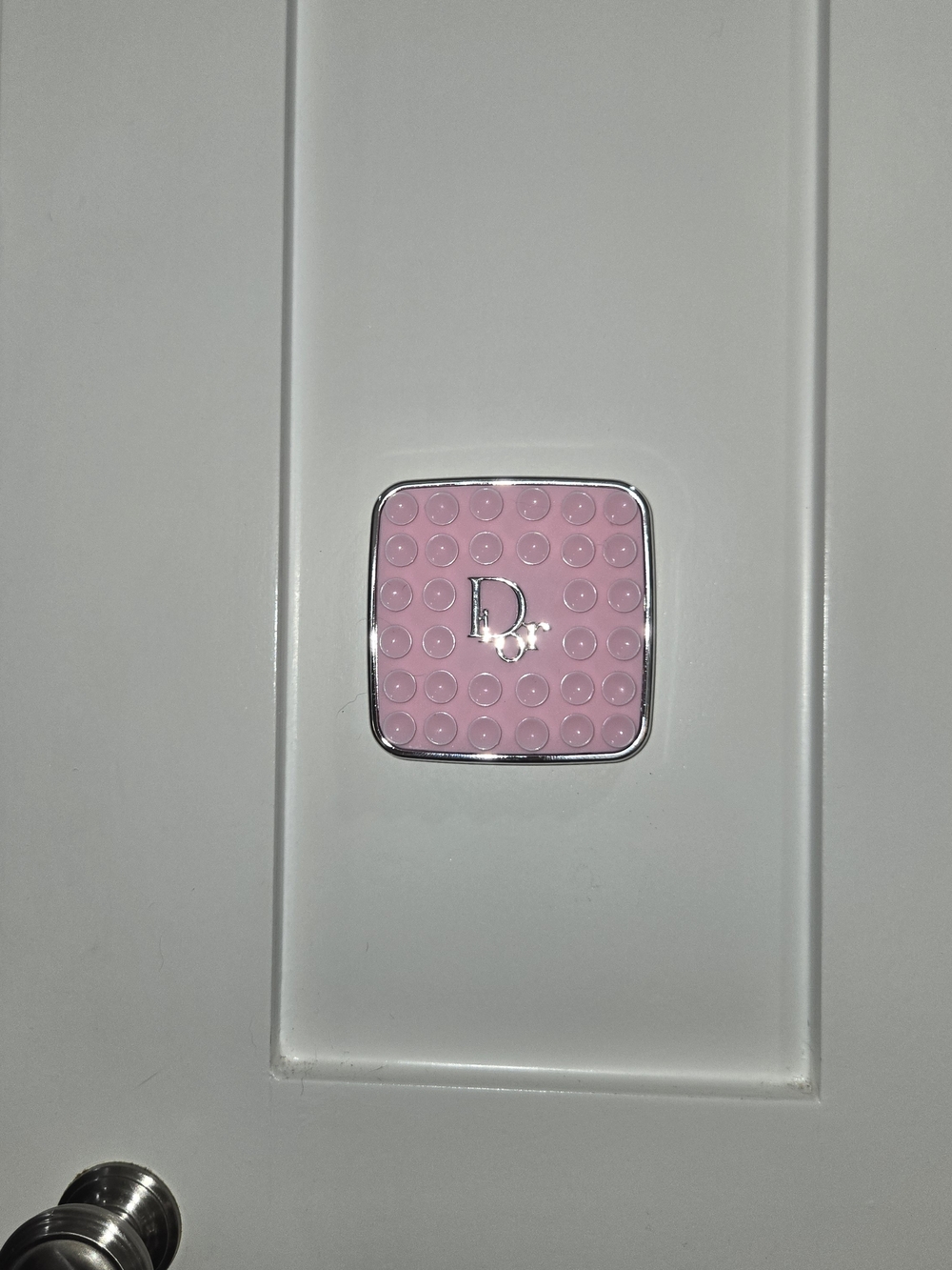 Pink Suction Phone Grip Accessory - Picture 3 of 5